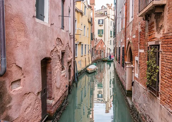 Ca' Rella Apartment *